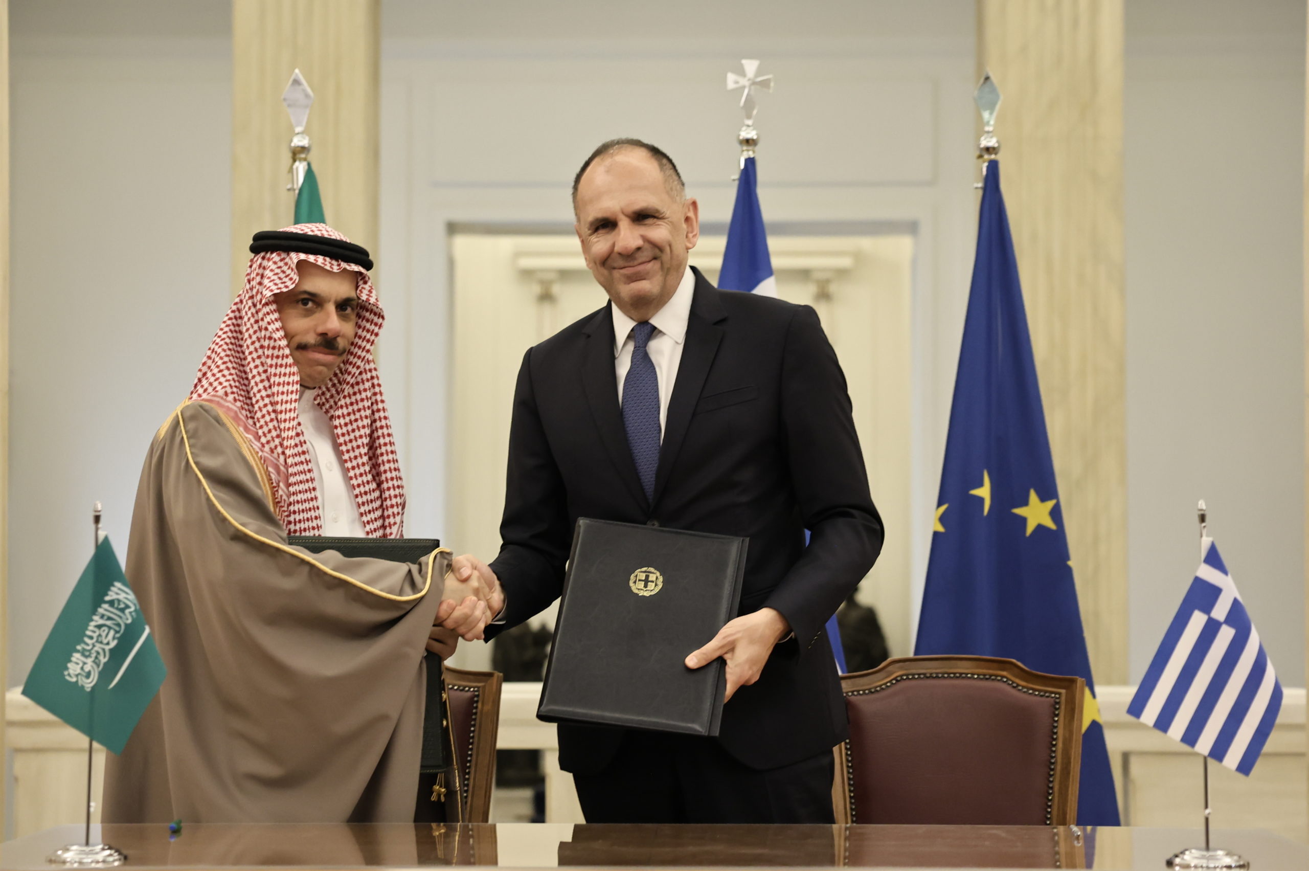 Γιώργος Γεραπετρίτης, Πρίγκιπα Faisal bin Farhan Al Saud