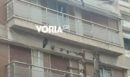Θεσσαλονίκη: Η στιγμή που κοράκι επιτίθεται σε περαστικούς - Τρεις ελαφρά τραυματίες