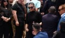 Γωγώ Μαστροκώστα: «Σε αγαπώ μαμά, δεν σου λέω αντίο γιατί θα είσαι για πάντα μέσα μου» - Συγκλόνισε ο επικήδειος της κόρης της