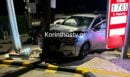 Κορινθία: Ένας τραυματίας και μια κομμένη κολώνα της ΔΕΗ από σφοδρή σύγκρουση Ι.Χ. σε διασταύρωση καρμανιόλα στο Ζευγολατιό  - Φωτογραφίες