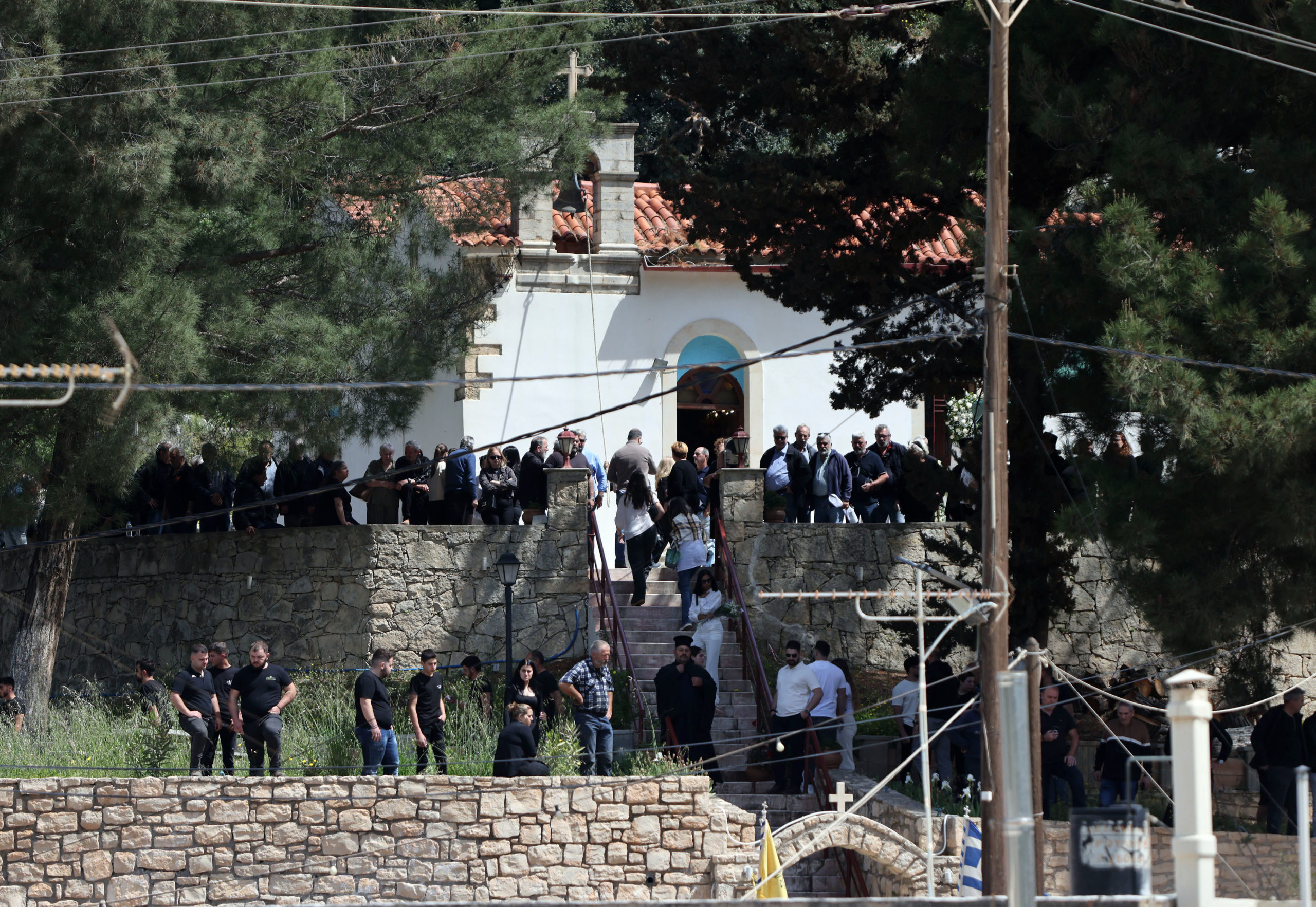 Δολοφονία, Κρήτη, 21χρονος, κηδεία