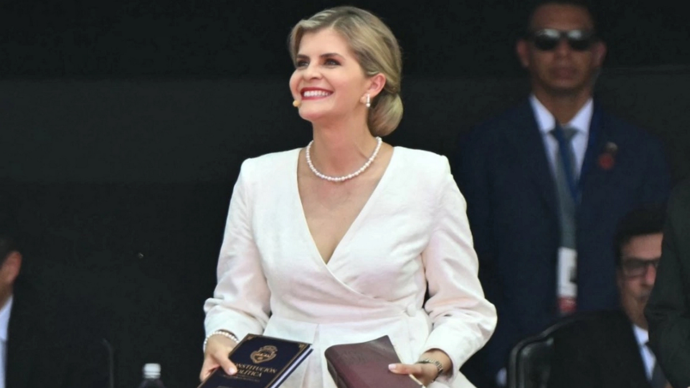 Κόστα Ρίκα: Η νέα πρόεδρος Λάουρα Φερνάντες ορκίστηκε νέα πρόεδρος με υποσχέσεις για πάταξη των διακινητών ναρκωτικών