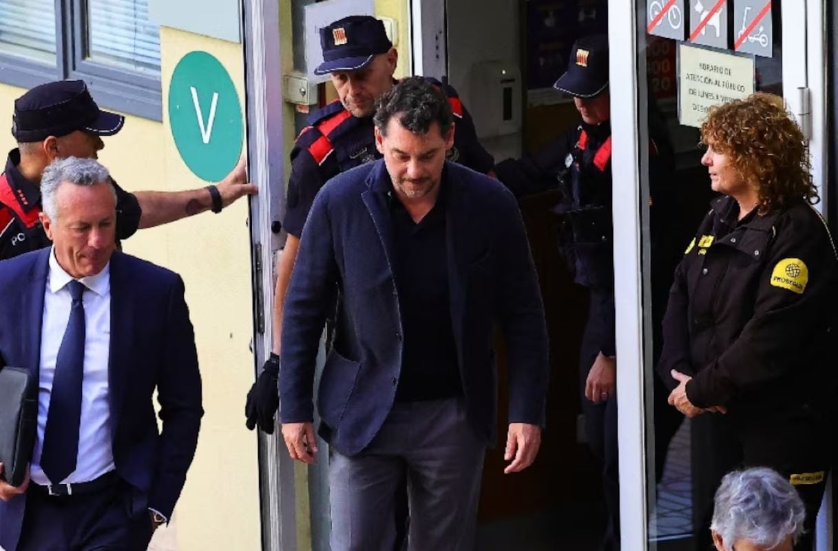 Mango: Παραιτήθηκε από αντιπρόεδρος ο Τζόναθαν Άντικ – Επιμένει στην αθωότητά του για τη «δολοφονία» του πατέρα του