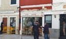 Ισπανία: Με σπασμένα κόκαλα και τραύματα στο κεφάλι οι δύο Ελληνίδες μετά την κατάρρευση γείσου σε καφετέρια στη Μινόρκα