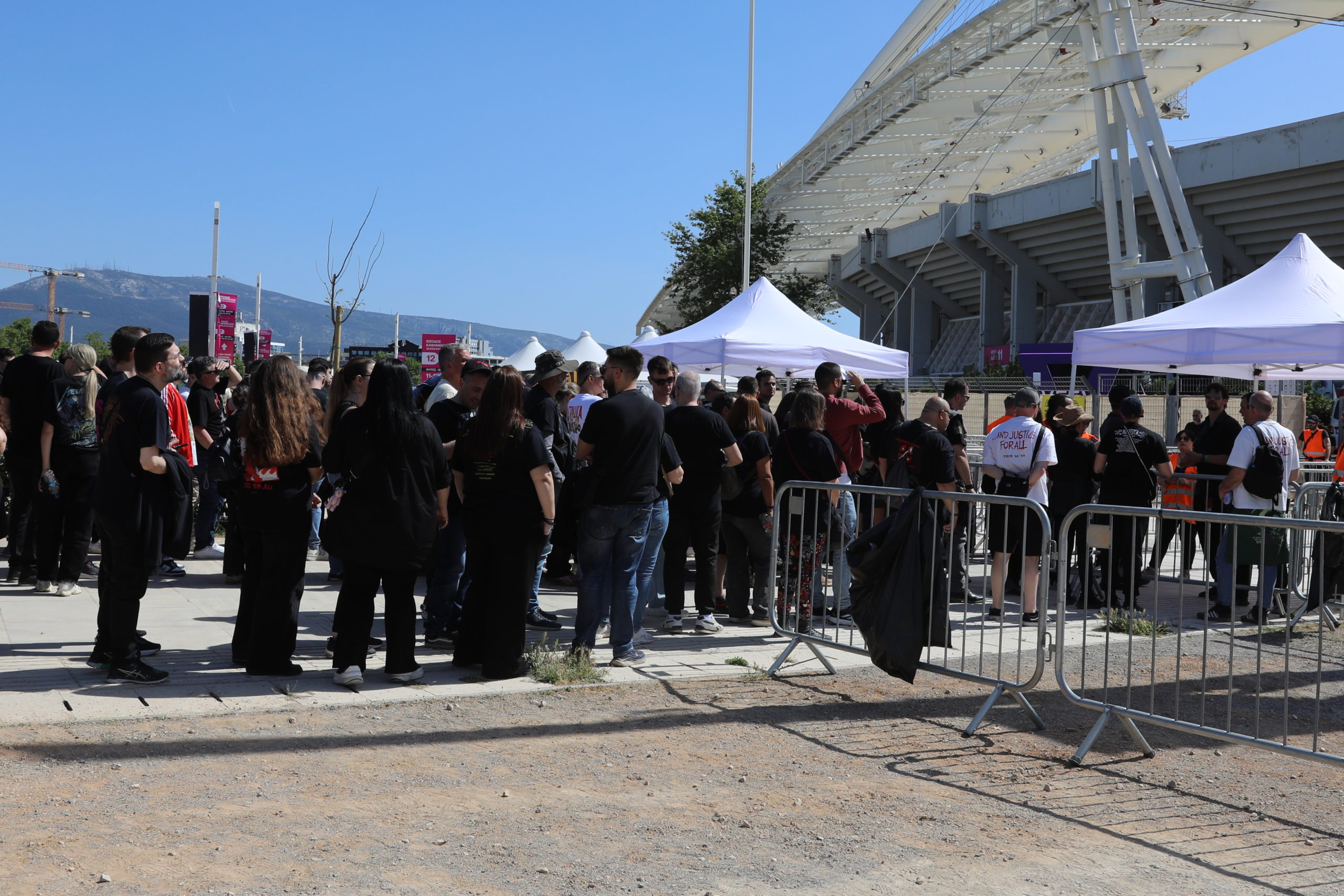Metallica, ΟΑΚΑ, συναυλία, Ουρές
