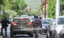 Φθιώτιδα: Εικόνες από τη στιγμή της διαφυγής των ληστών με τα καλάσνικοφ - Άρπαξαν 200.000 ευρώ από την τράπεζα