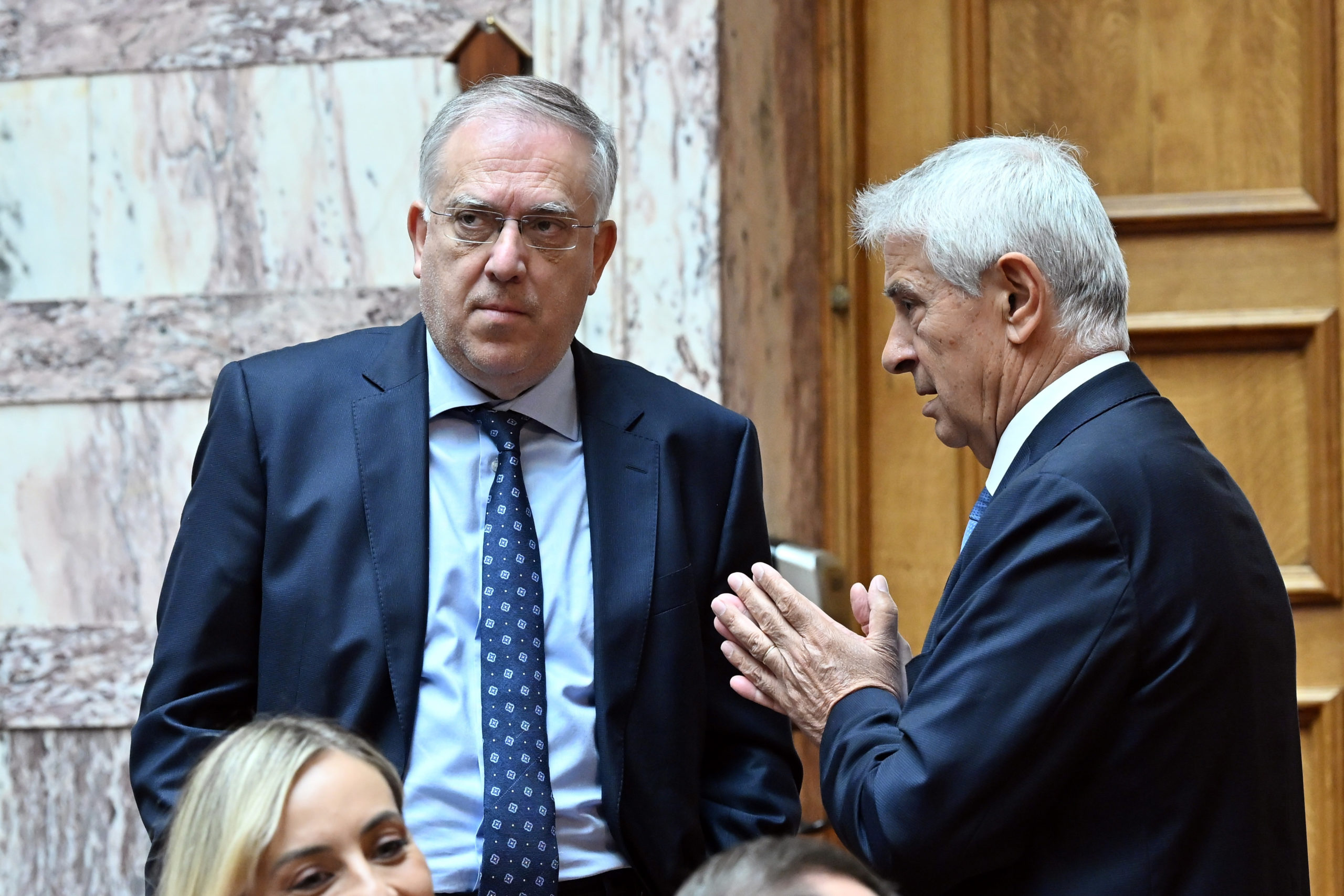 Βουλή, Νέα Δημοκρατία, Συνεδρίαση, ΚΟ