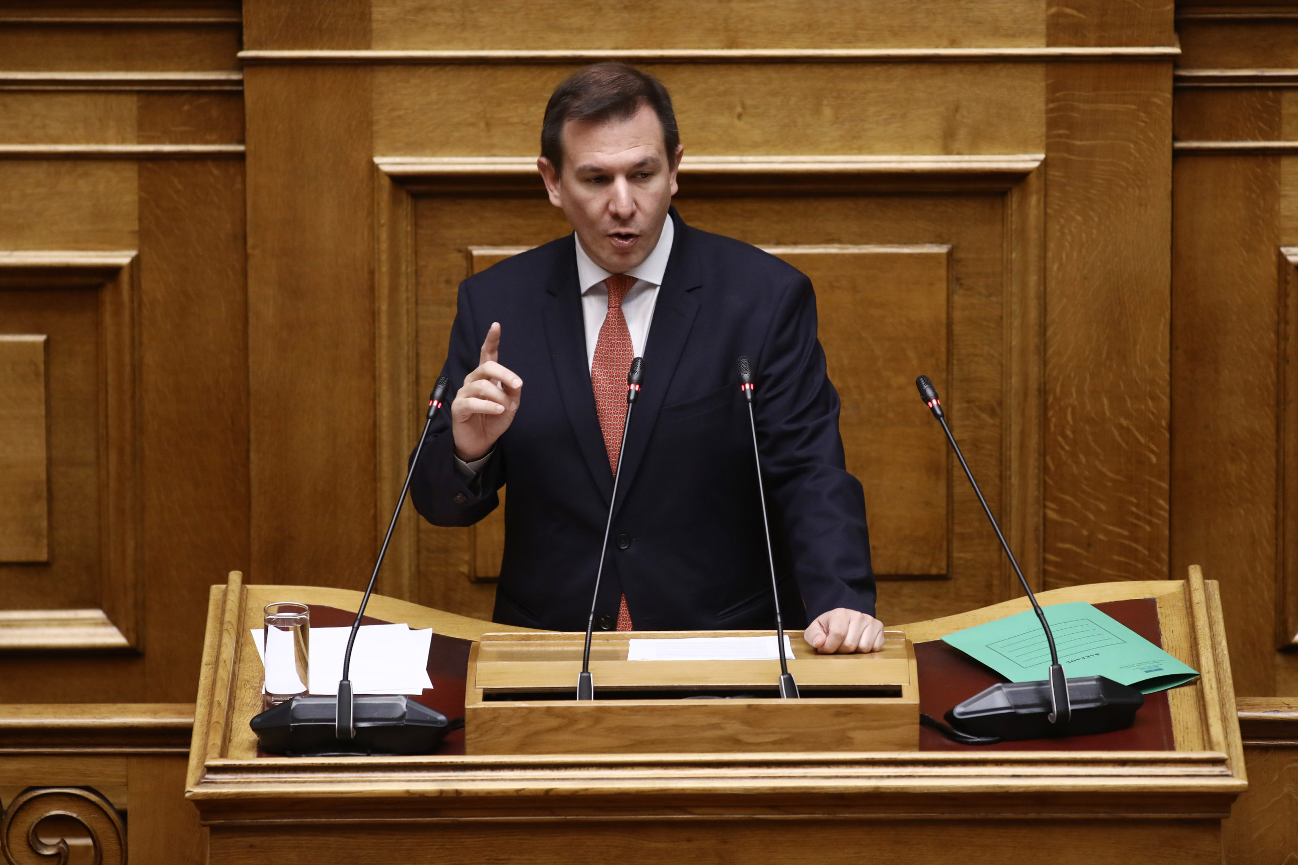 Βουλή: Απορρίφθηκε η αίτηση αντισυνταγματικότητας του ΠΑΣΟΚ για την κατάργηση του δεύτερου γύρου στις αυτοδιοικητικές εκλογές