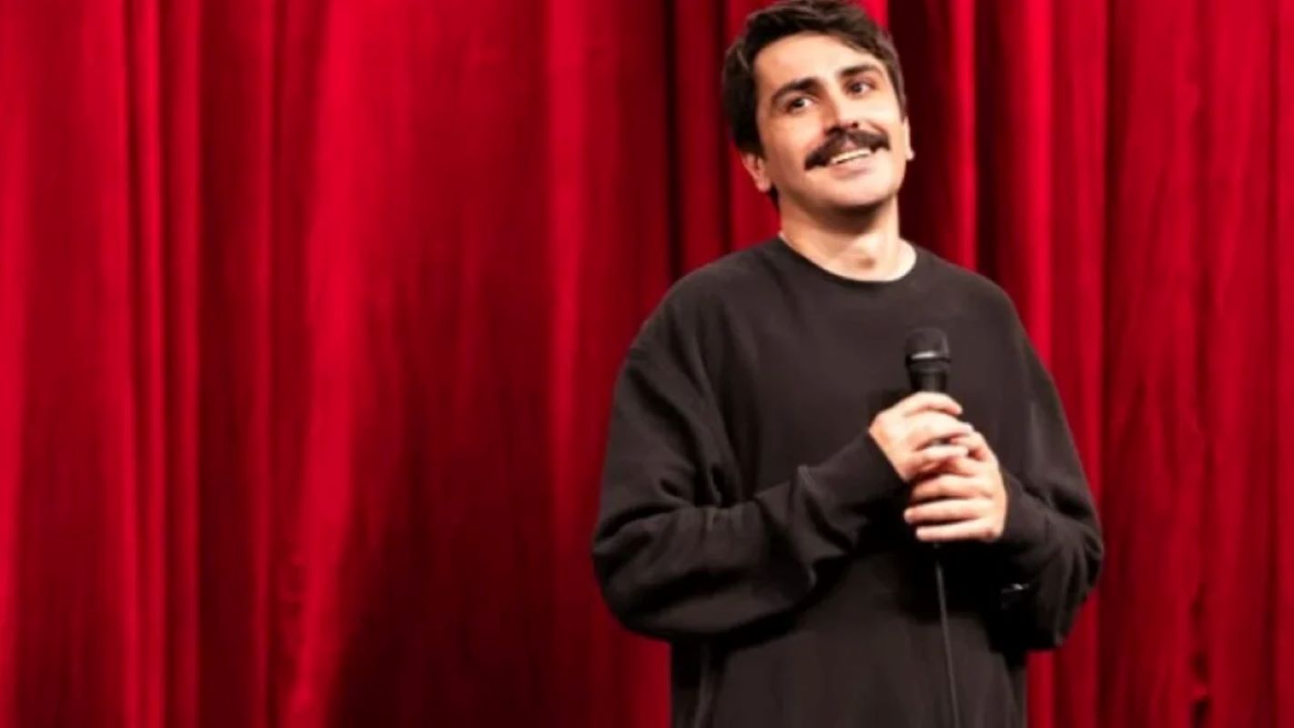 Τουρκία: Δίωξη κατά του κωμικού Ντενίζ Γκιοκτάς για «προσβολή του Ισλάμ» – Μπλόκο στο Χ και σάλος για τη σάτιρα στον Ερντογάν