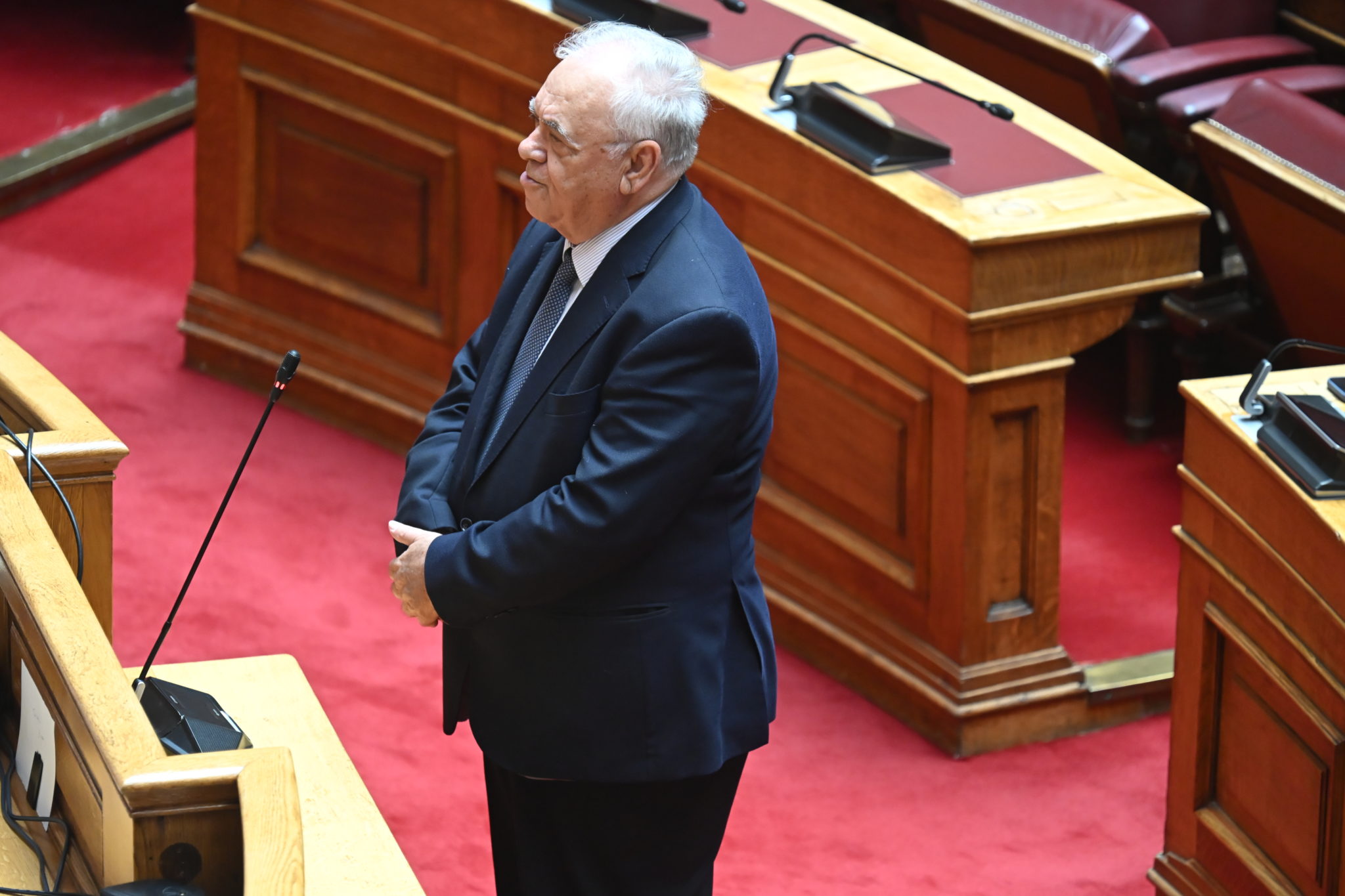 Ορκωμοσία, Βουλευτή Γιάννη Δραγασάκη