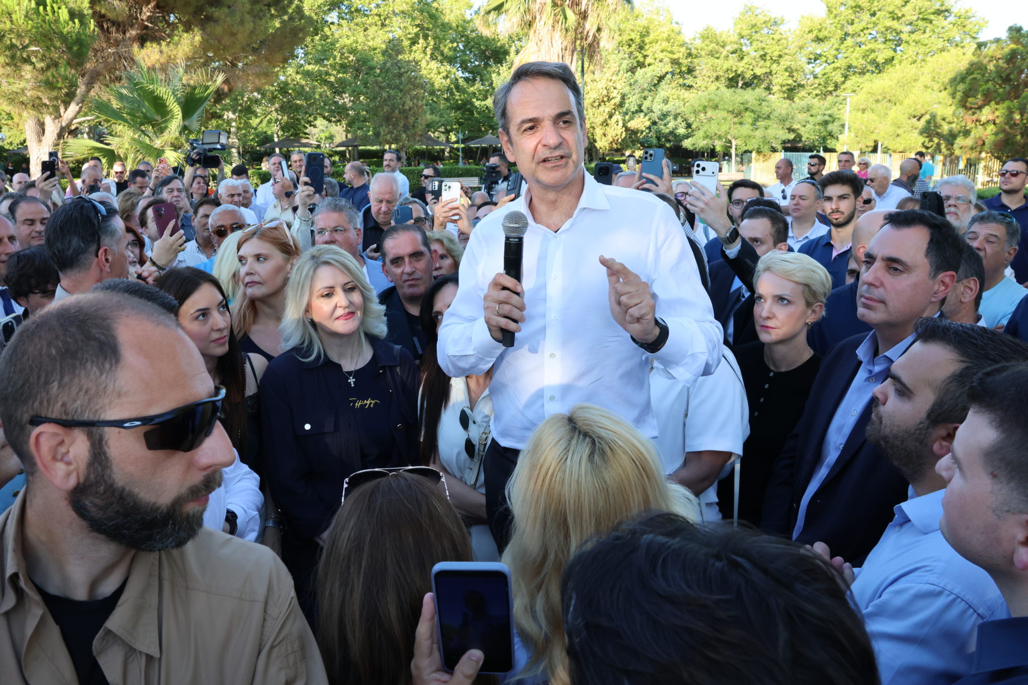 Κυριάκος Μητσοτάκης, Βάρη, Βούλα, Βουλιαγμένη