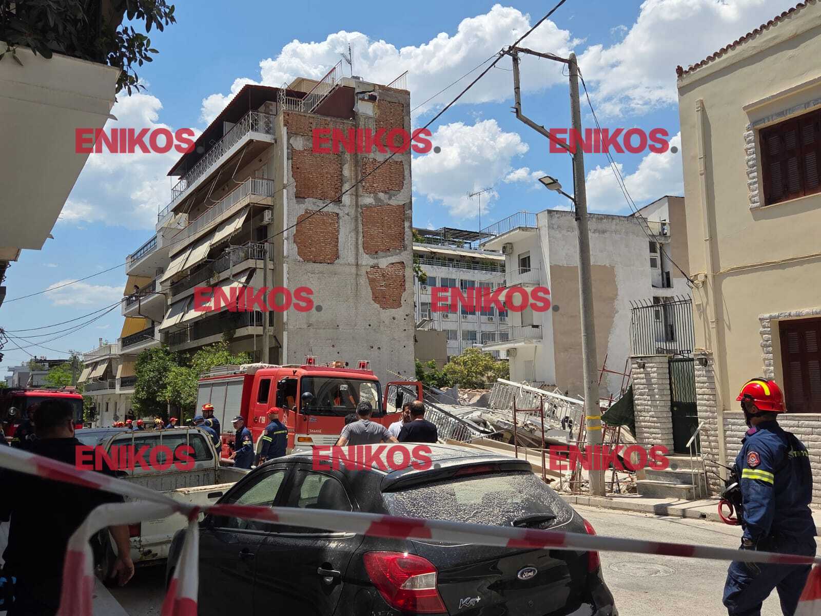 Πετράλωνα- κατάρρευση πολυκατοικίας