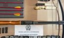 Αίγιο: Η ανακοίνωση της ΕΛΑΣ για την σύλληψη του Τζέιμς Δαλαμάγκα - Είχε στο σπίτι του βαλλίστρα και 13 κινητά