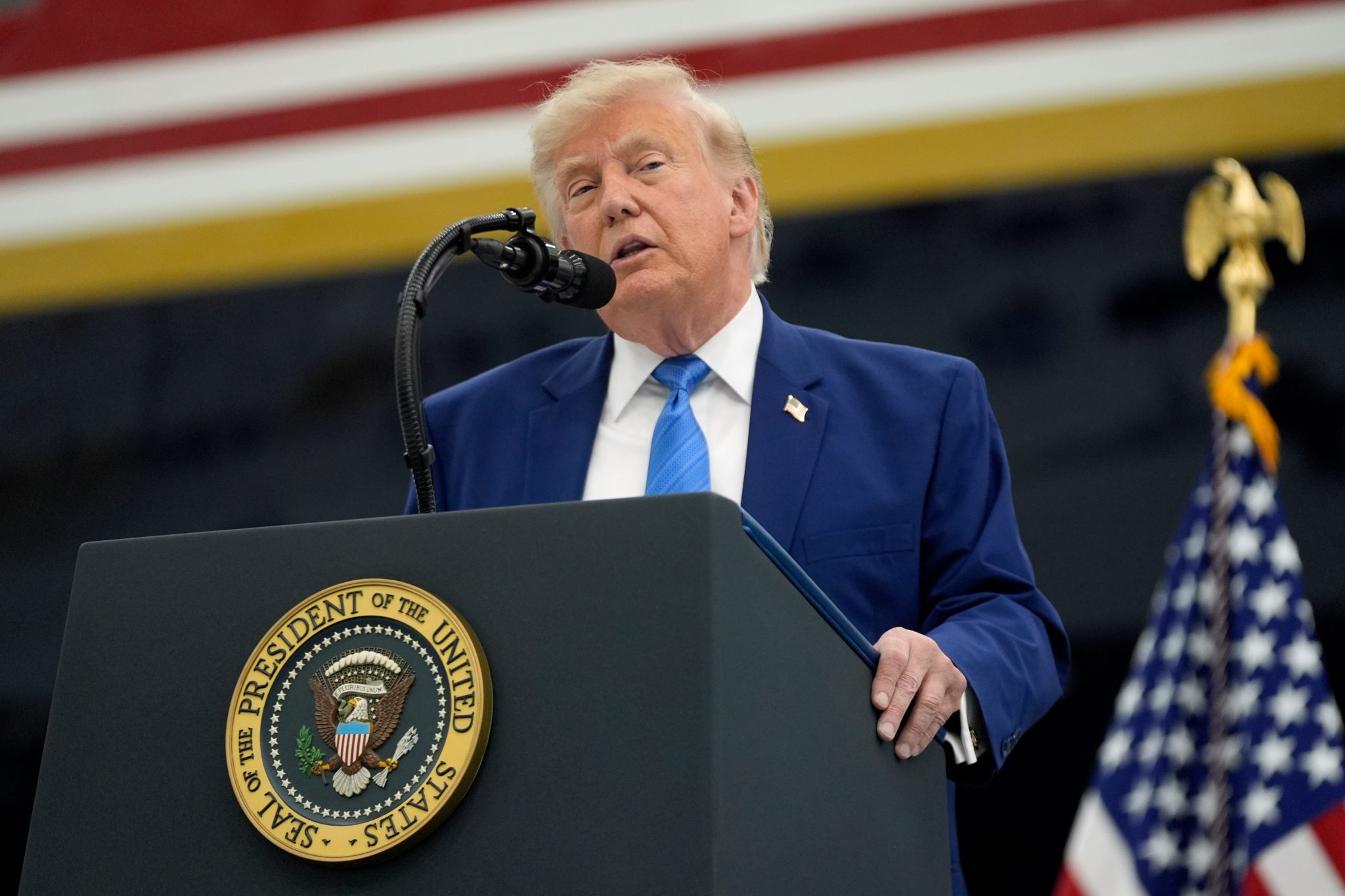 Trump, Τραμπ