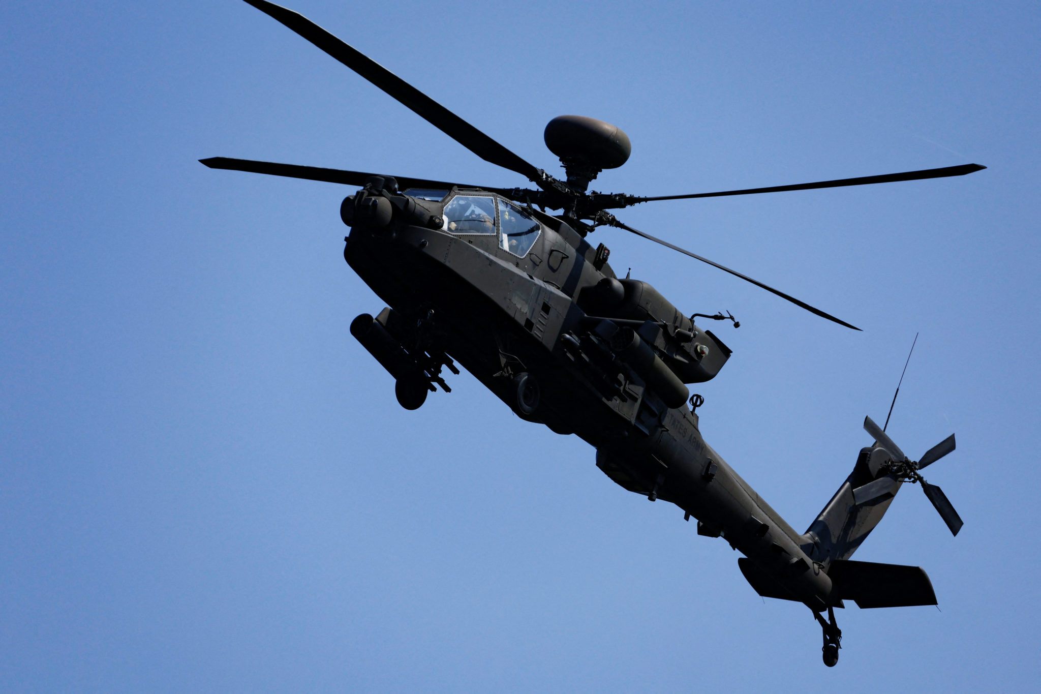 Αμερικανικό ελικόπτερο Apache Στενά του Ορμούζ