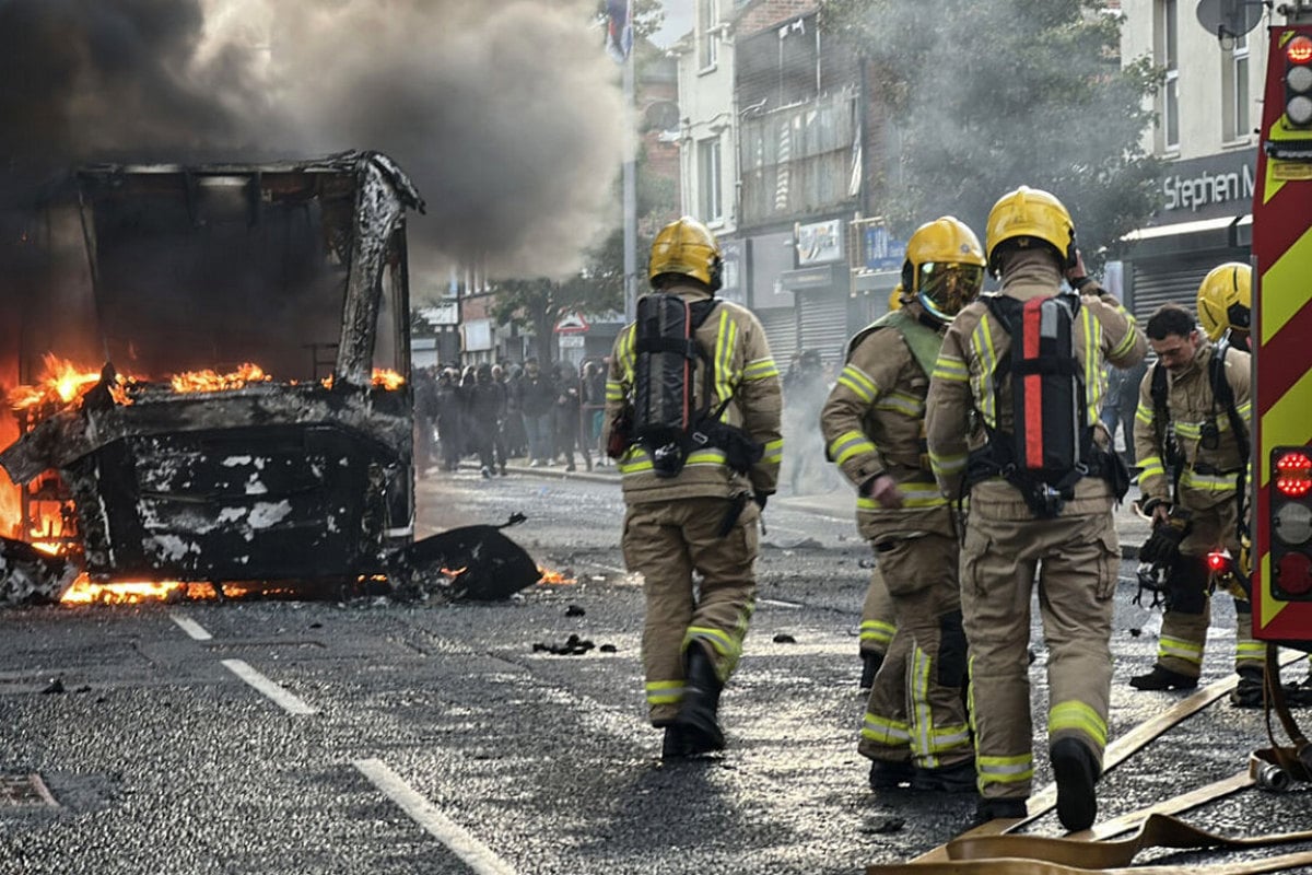 Βόρεια Ιρλανδία: Σκηνές χάους στο Μπέλφαστ μετά την απόπειρα