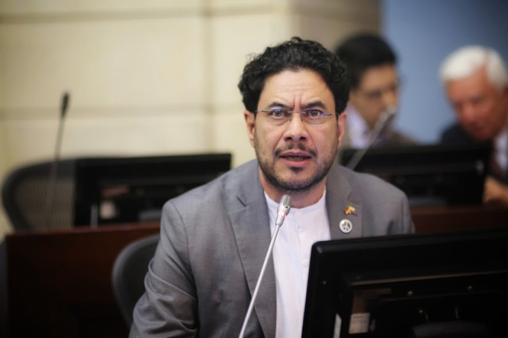 Κολομβία: Και ο υποψήφιος της Αριστεράς αμφισβητεί το αποτέλεσμα των προεδρικών εκλογών