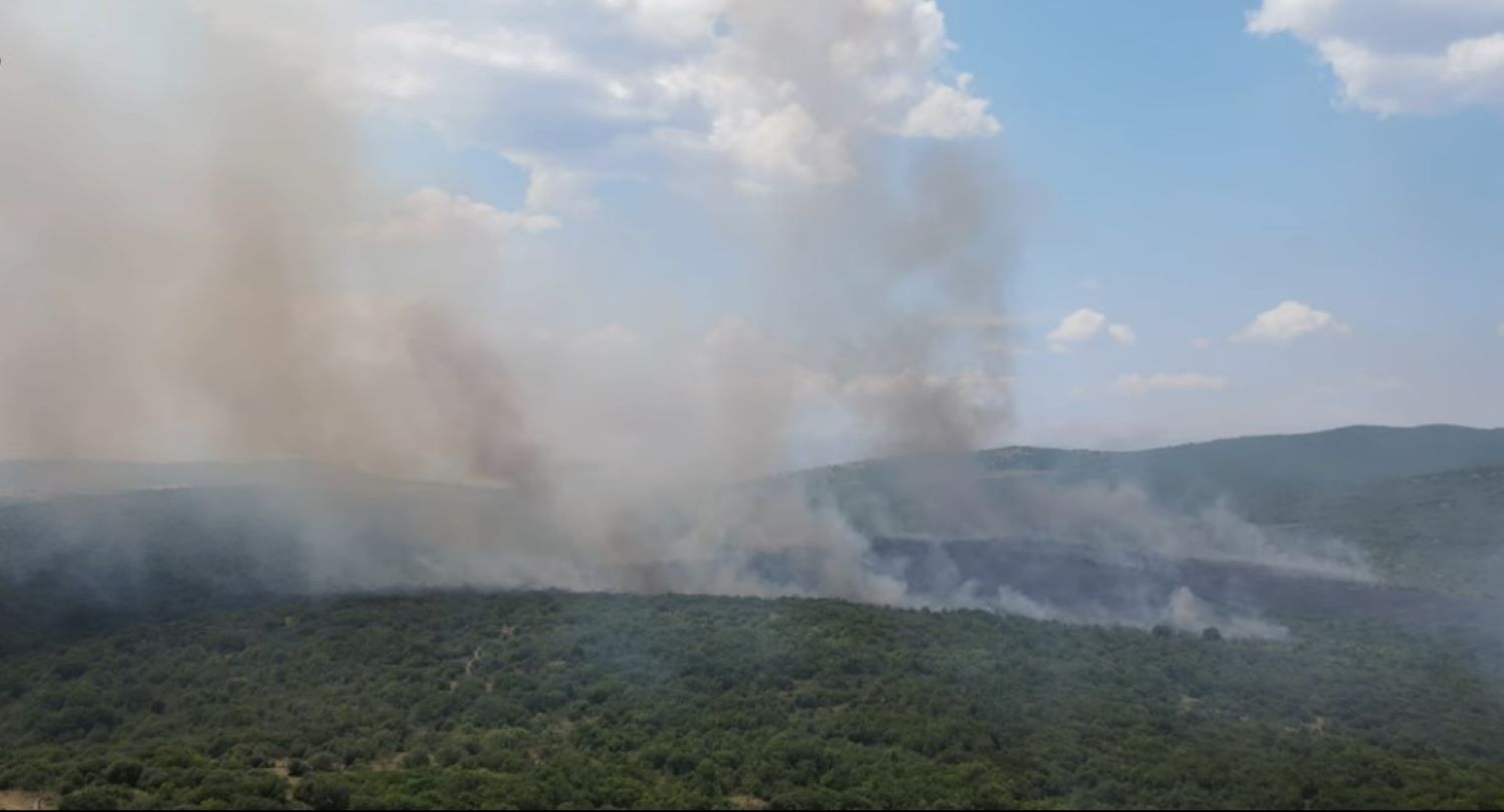 Συναγερμός για τη φωτιά στη Βόρεια Μακεδονία – Ήχησε το 112 για το χωριό Ακρίτας στο Κιλκίς – ΒΙΝΤΕΟ