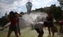 Κύμα καύσωνα στην Ευρώπη: Η Γαλλία βίωσε την πιο ζεστή νύχτα των τελευταίων 7 ετών - 49 νομοί σε κόκκινο συναγερμό