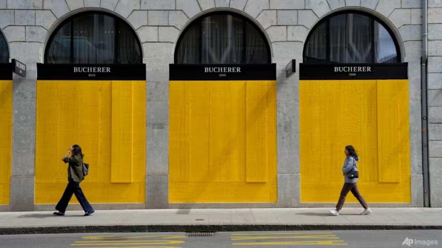 «Αστακός» η Γενεύη για τη Σύνοδο των G7 – 50.000 οι διαδηλωτές