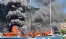 Παξοί: Στις φλόγες τυλίχτηκαν δύο σκάφη στο λιμάνι -  ΒΙΝΤΕΟ