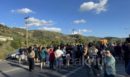 Ηράκλειο Κρήτης: Αντιδράσεις από τους κατοίκους για τη νέα δομή φιλοξενίας - Νέα συγκέντρωση και αποκλεισμός δρόμου
