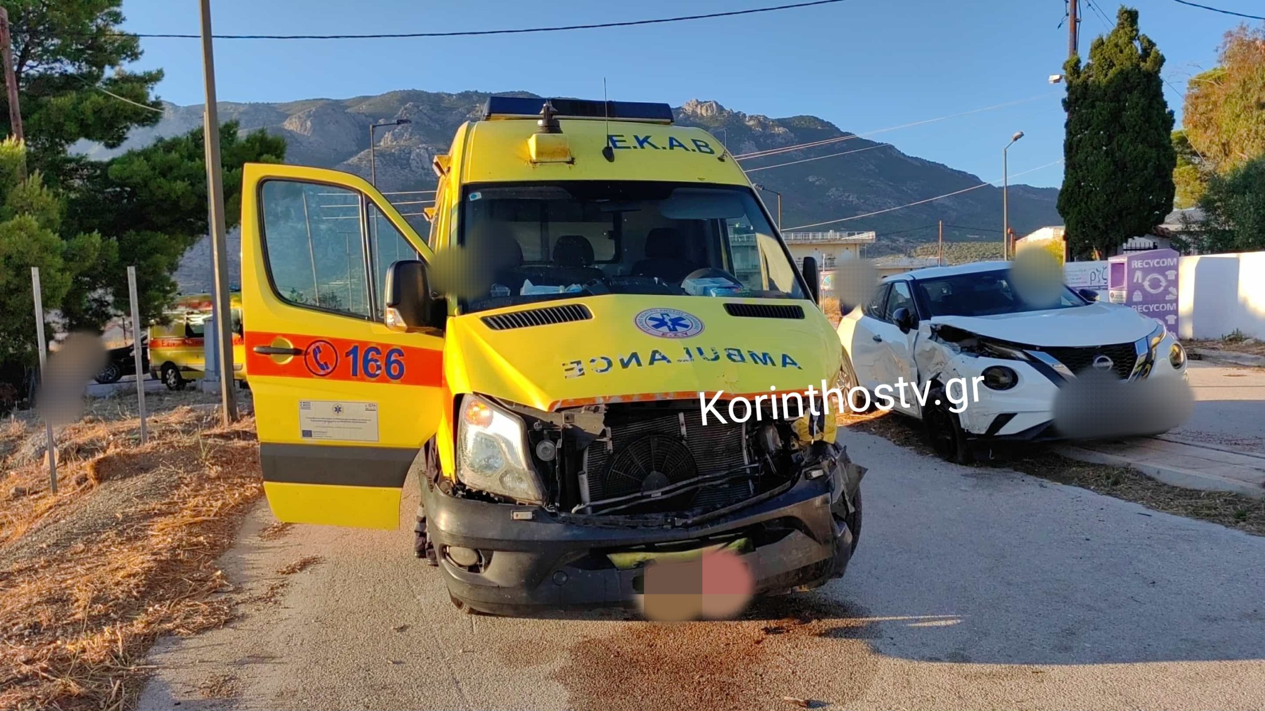 Λουτράκι, τροχαίο, ασθενοφόρο