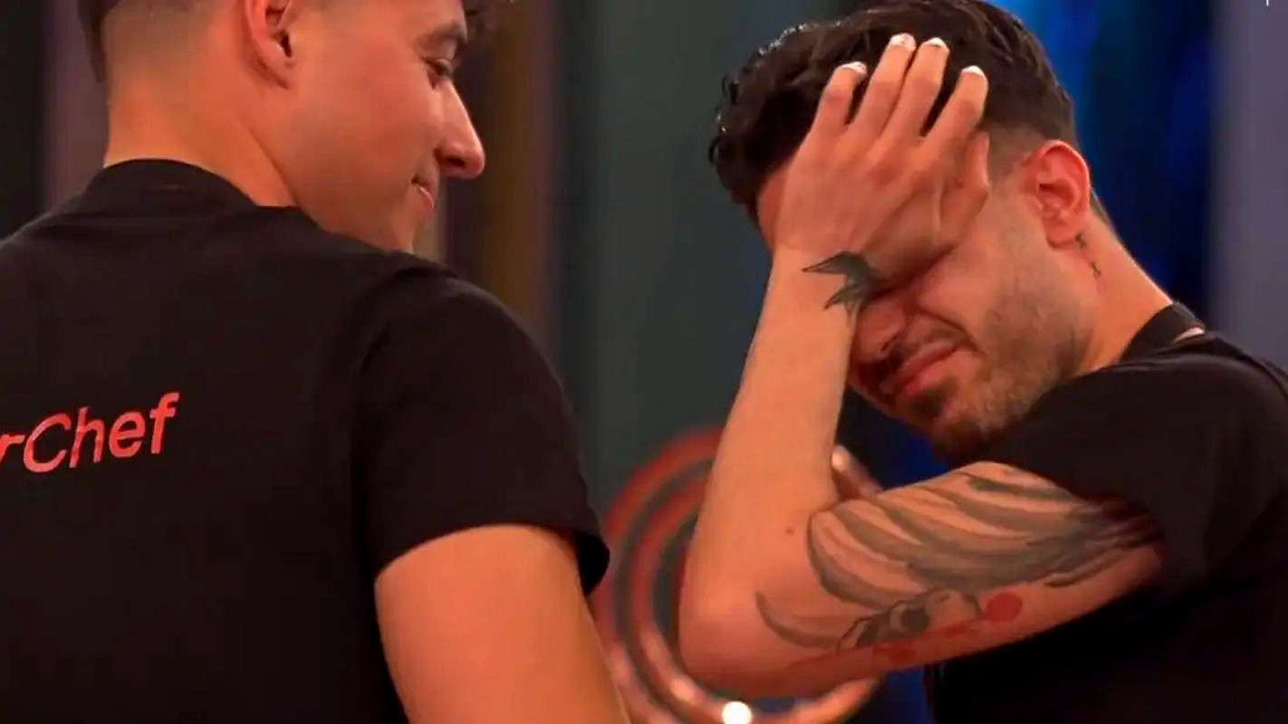 MasterChef: Συγκίνηση στην αποχώρηση του Σαμ – «Ήταν σαν να χώρισα», είπε για τον Πέτρο – Δείτε βίντεο