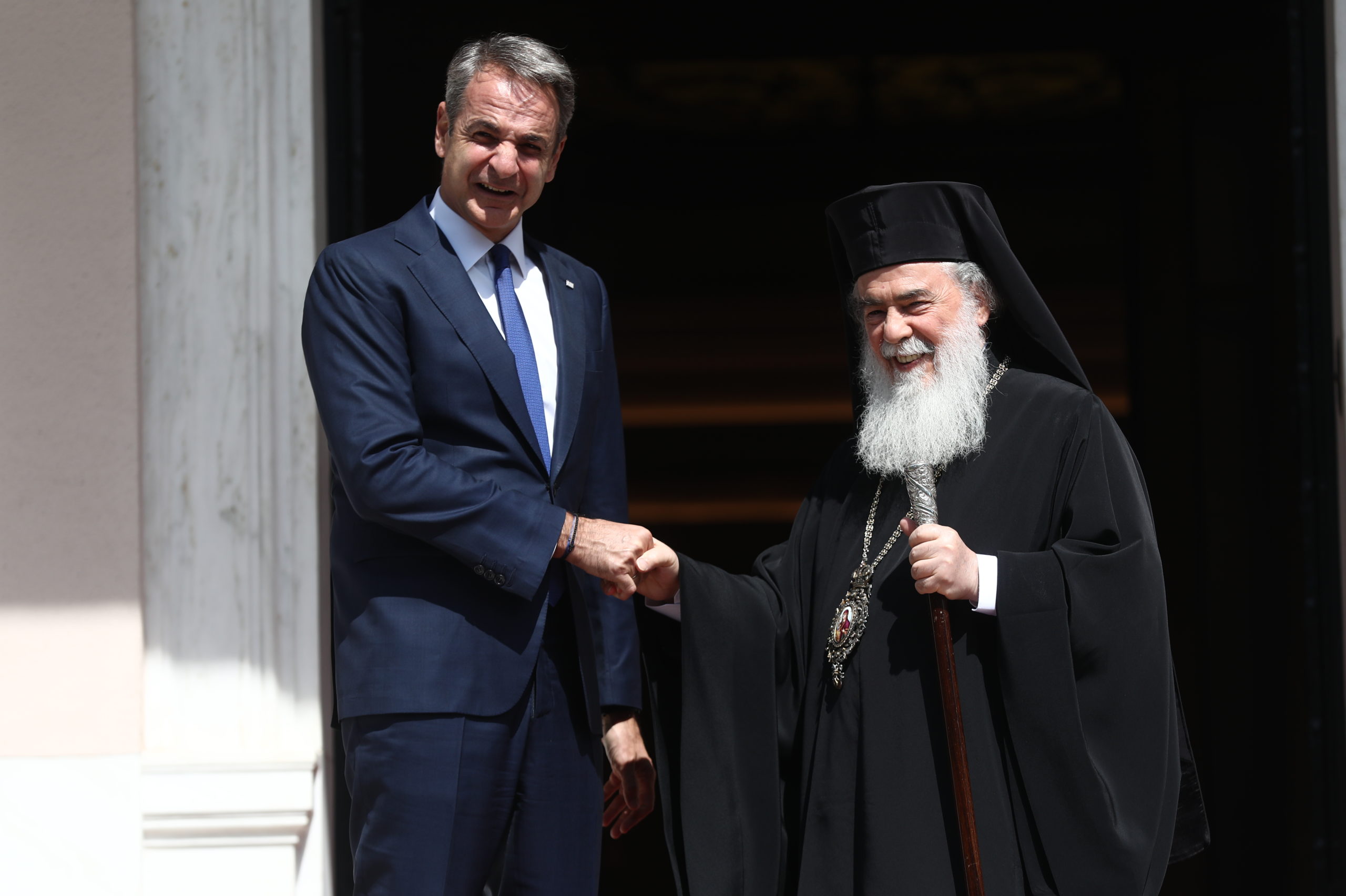 Πατριάρχης Ιεροσολύμων στη συνάντηση με τον Μητσοτάκη: «Ο Τραμπ έχει τη διάθεση να επισκεφτεί την Ελλάδα»