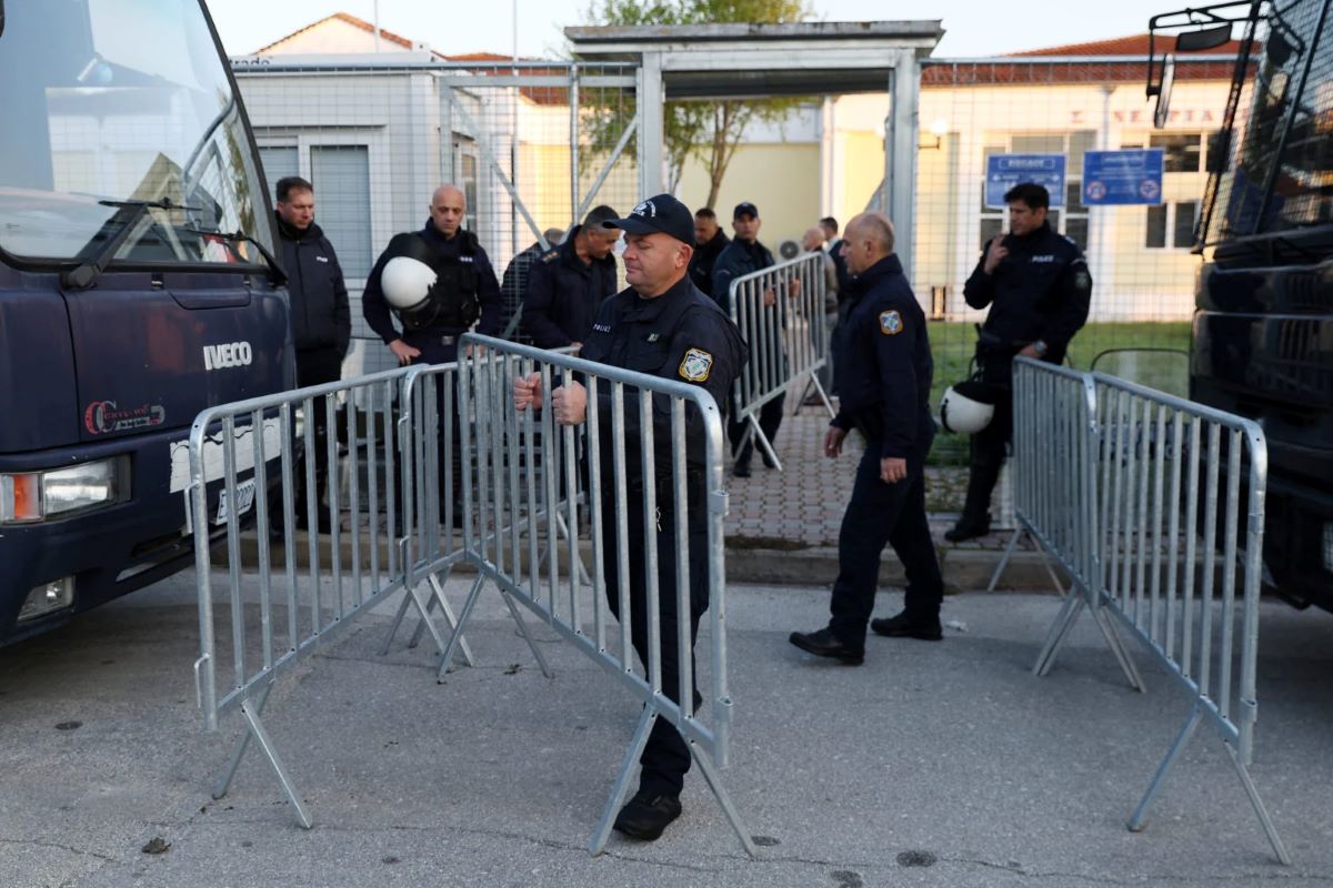Στο στάδιο των αιτημάτων η δίκη για τα Τέμπη – Αποβλήθηκαν οι Δικηγορικοί Σύλλογοι