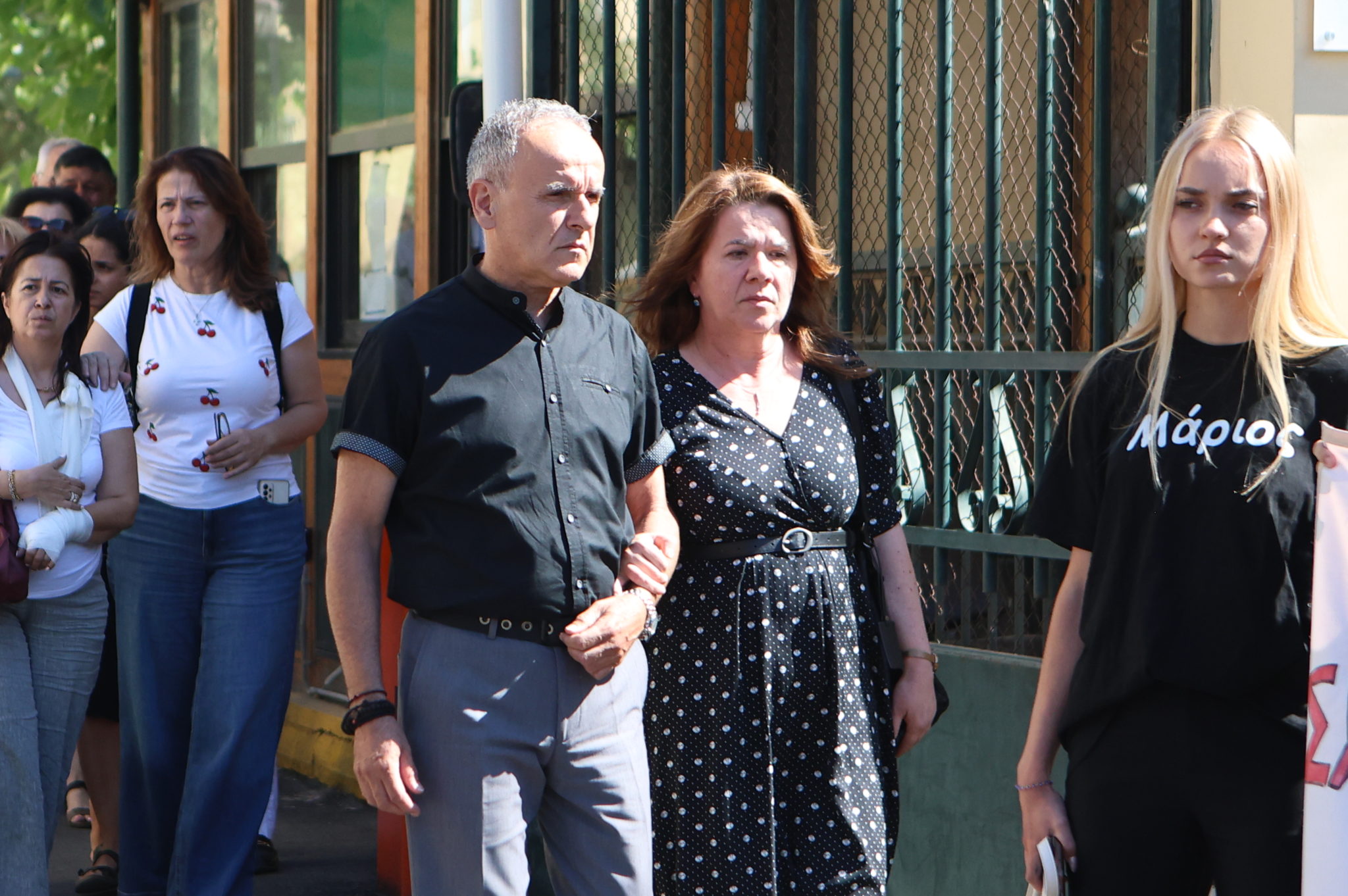 Μενίδι, αδέσποτη σφαίρα, Μάριος, πατέρας