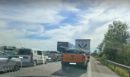 Θεσσαλονίκη: Γέφυρα πήρε κλίση έπειτα από διέλευση φορτηγού σε παράδρομο στον Λουδία – Έκλεισε ο δρόμος, αυξημένη κίνηση στην ΠΑΘΕ