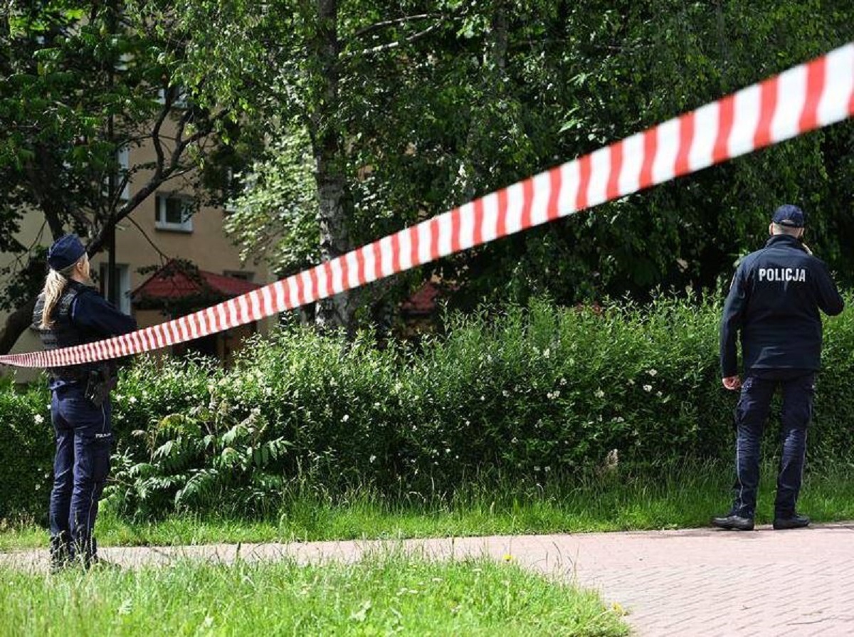 Ο Ρώσος καλλιτέχνης και επικριτής του Κρεμλίνου, Σεμιόν Σκρεπέτσκι, έπεσε νεκρός από πυροβολισμούς κοντά στο σπίτι του στην πόλη Μπιάλα Ποντλάσκα της Πολωνίας.Φωτογραφία: EPA
