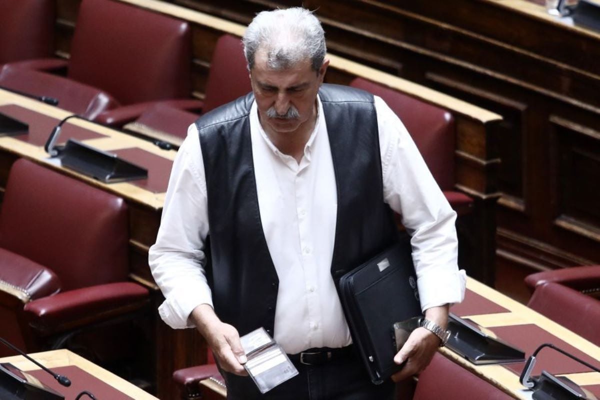 Πολάκης: «Παραλογισμός» η απόφαση της Κεντρικής Επιτροπής για στήριξη της πρωτοβουλίας Τσίπρα – «Επίδειξη αναξιοπρέπειας να είσαι σε ένα κόμμα και να στηρίζεις άλλο»