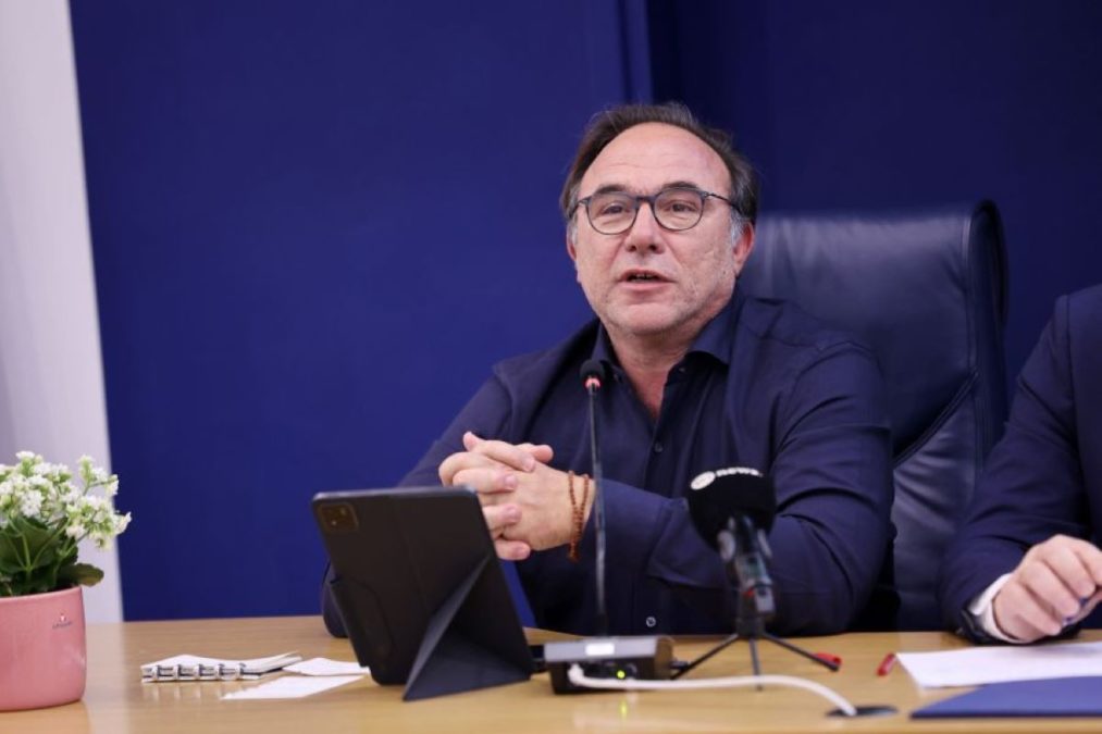 Πέτρος Κόκκαλης: «Υπάρχουν συζητήσεις με την “ΕΛΑΣ” του Αλέξη Τσίπρα» – Τι είπε για την αποχώρησή του από τον «Κόσμο»