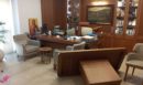 Χαμός στο Δημαρχείο Ρεθύμνου: Άνδρας αναποδογύρισε έπιπλα και φώναζε εξαγριωμένος - ΦΩΤΟ