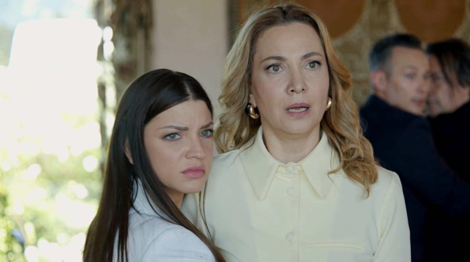 «Να μ’ αγαπάς»: Η συμμαχία Μιχάλη-Σοφίας και η ύπαρξη της δεύτερης διαθήκης στενεύει τον κλοιό γύρω από την οικογένεια Καλλιγά