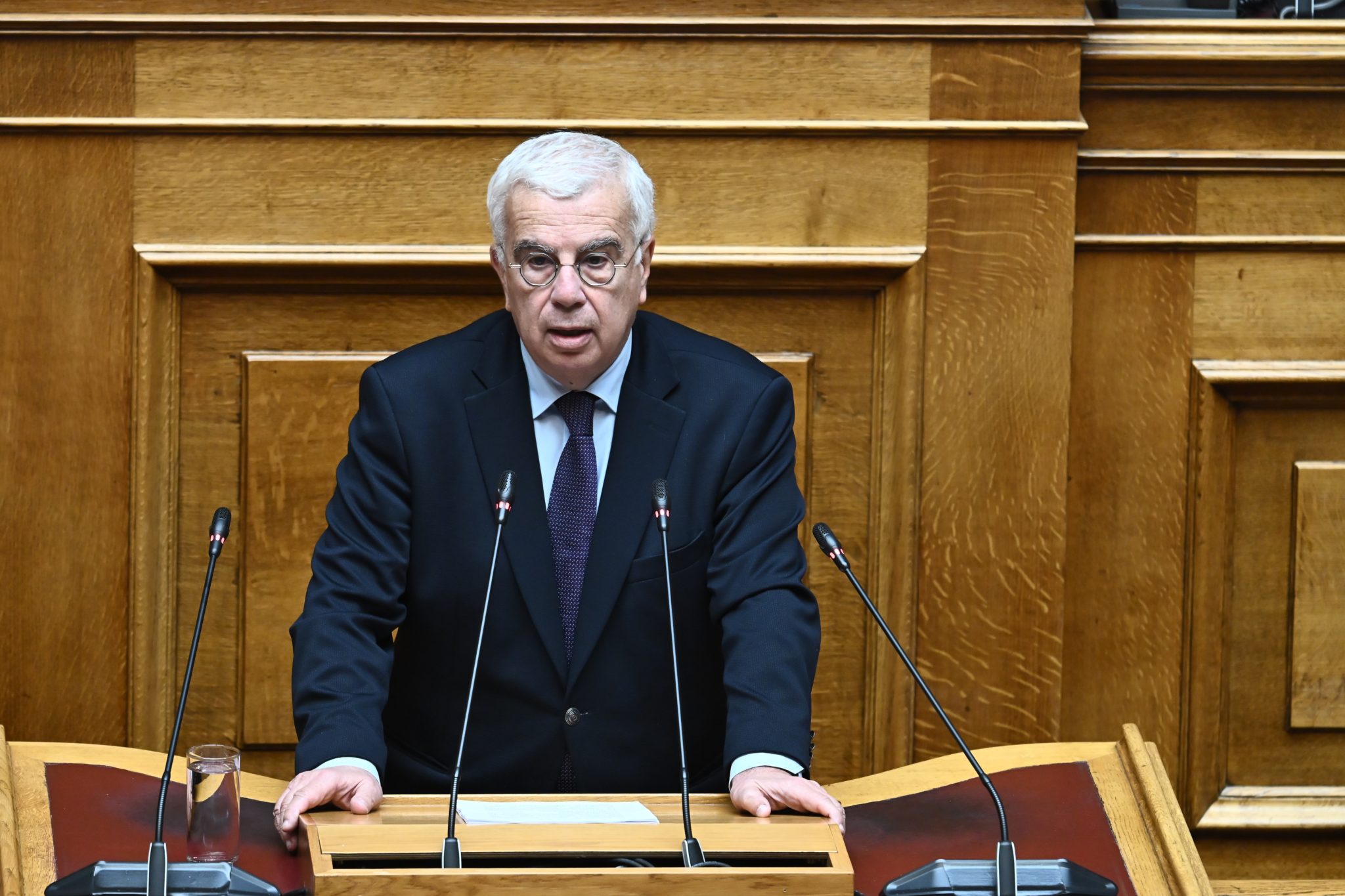 Στράτος Σιμόπουλος