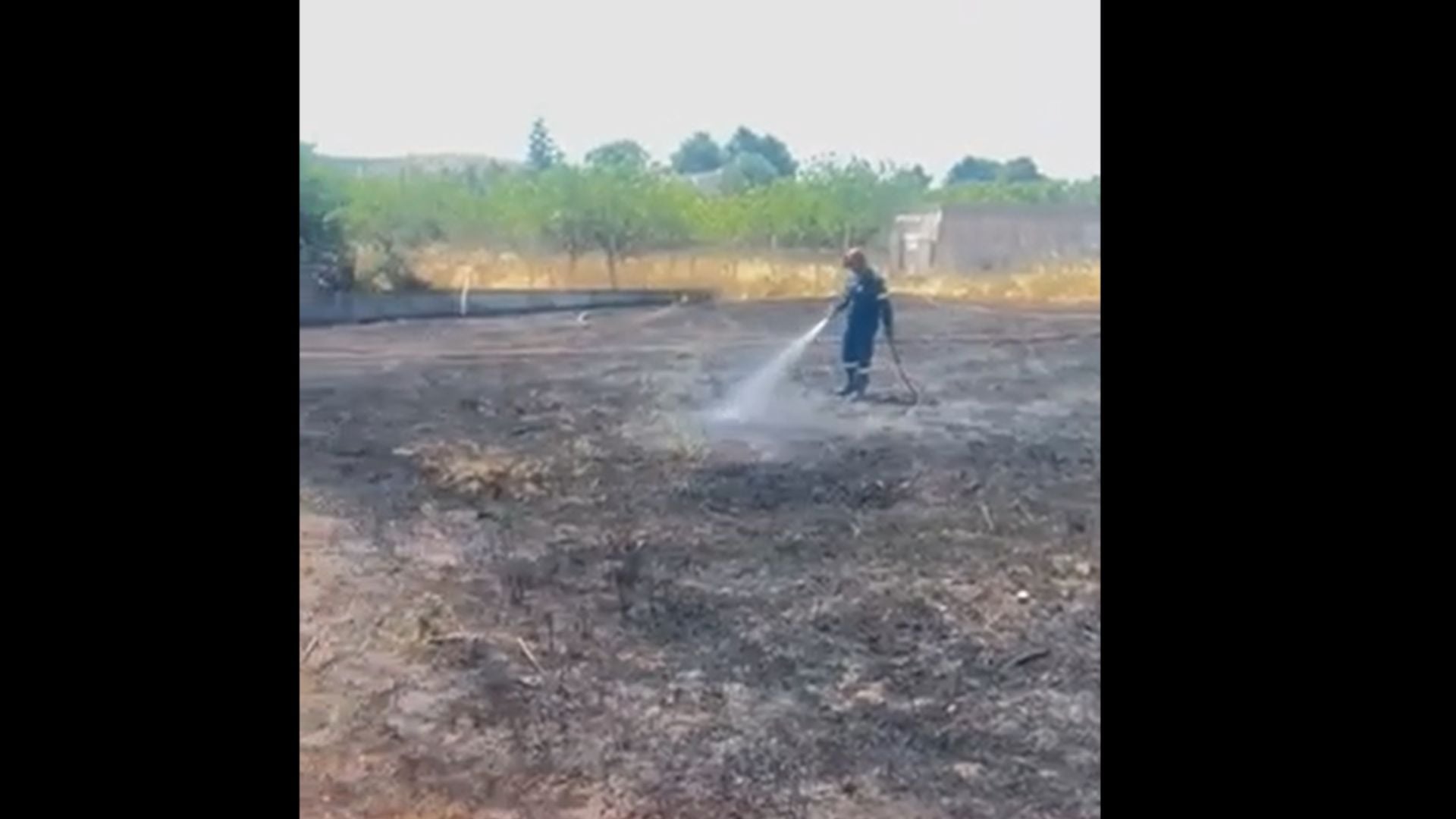 Οριοθετήθηκε σε 15 λεπτά η φωτιά που ξέσπασε στη Σταμάτα – Δείτε το βίντεο