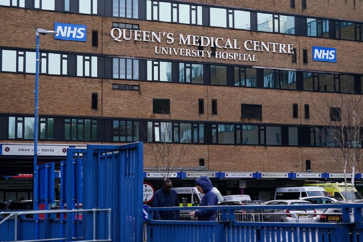 Άποψη του Πανεπιστημιακού Νοσοκομείου Queen's Medical Centre στο Νότιγχαμ, το οποίο ανήκει στον Νοσοκομειακό Όμιλο Nottingham University Hospitals (NUH), στο επίκεντρο της μεγαλύτερης έρευνας για μαιευτικές αποτυχίες στην ιστορία του NHS. (PA)