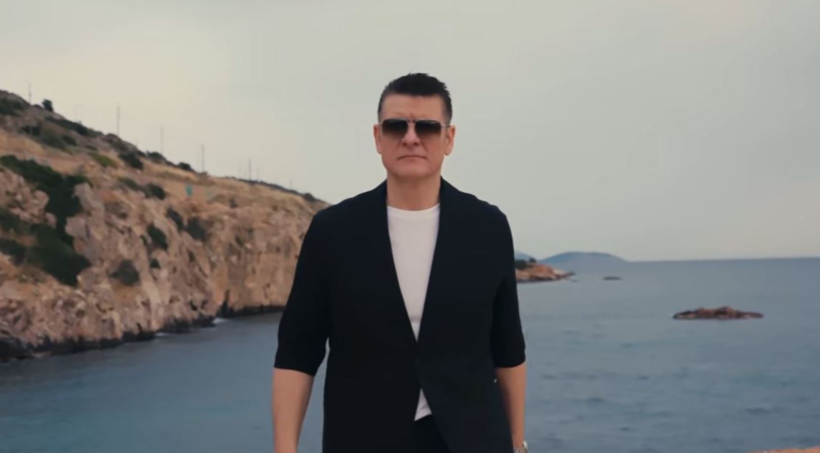 Χρίστος Αντωνιάδης για τα πρώτα του τραγούδια: «Εγώ τα άκουσα από την φωνή του Βασίλη Καρρά…»