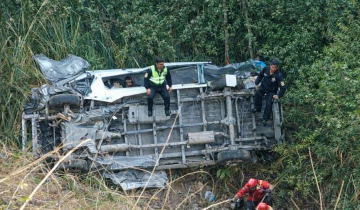 Περού: 14 νεκροί και πέντε τραυματίες από πτώση φορτηγού σε γκρεμό