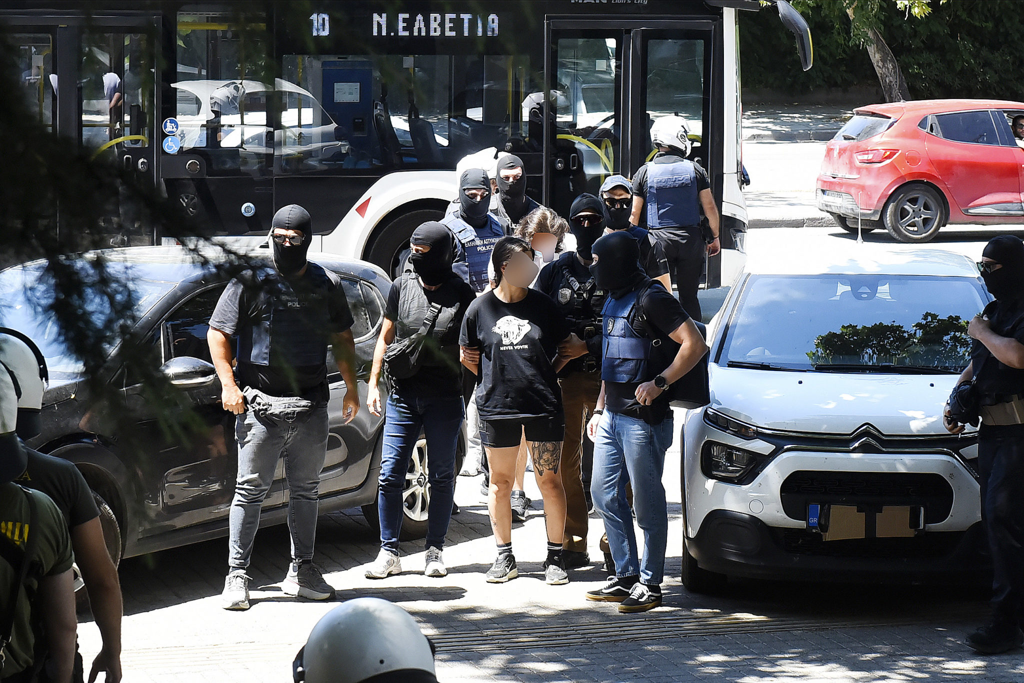 Θεσσαλονίκη, Εμπρηστική επίθεση, Αφροδίτη Νέστορα, Βάγια Νέστορα, συλληφθέντες