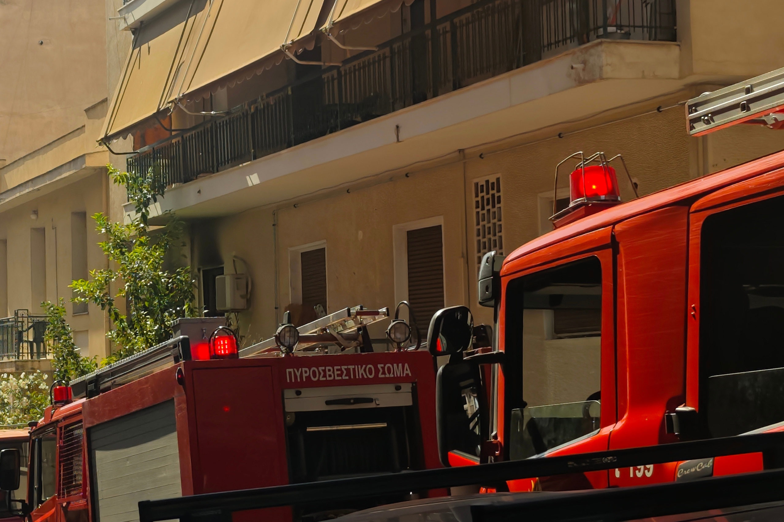 Φωτιά σε διαμέρισμα στα Πατήσια. Νεκρή μία ηλικιωμένη