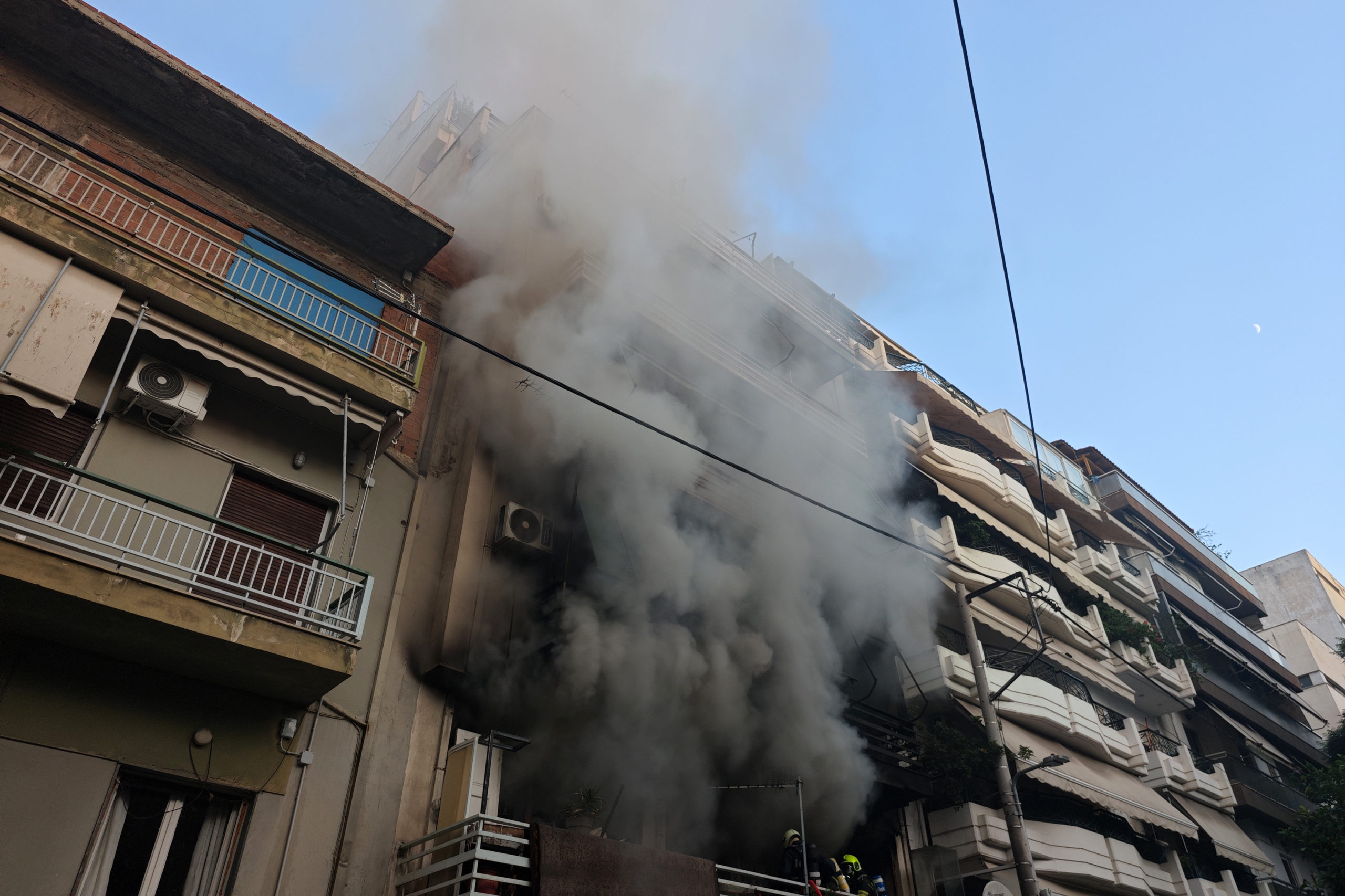 Φωτιά διαμέρισμα Πειραιάς