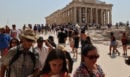 Ακρόπολη: Σήμερα απολογείται ο 60χρονος που κατηγορείται ότι επιτέθηκε με μαχαίρι σε ζευγάρι τουριστών