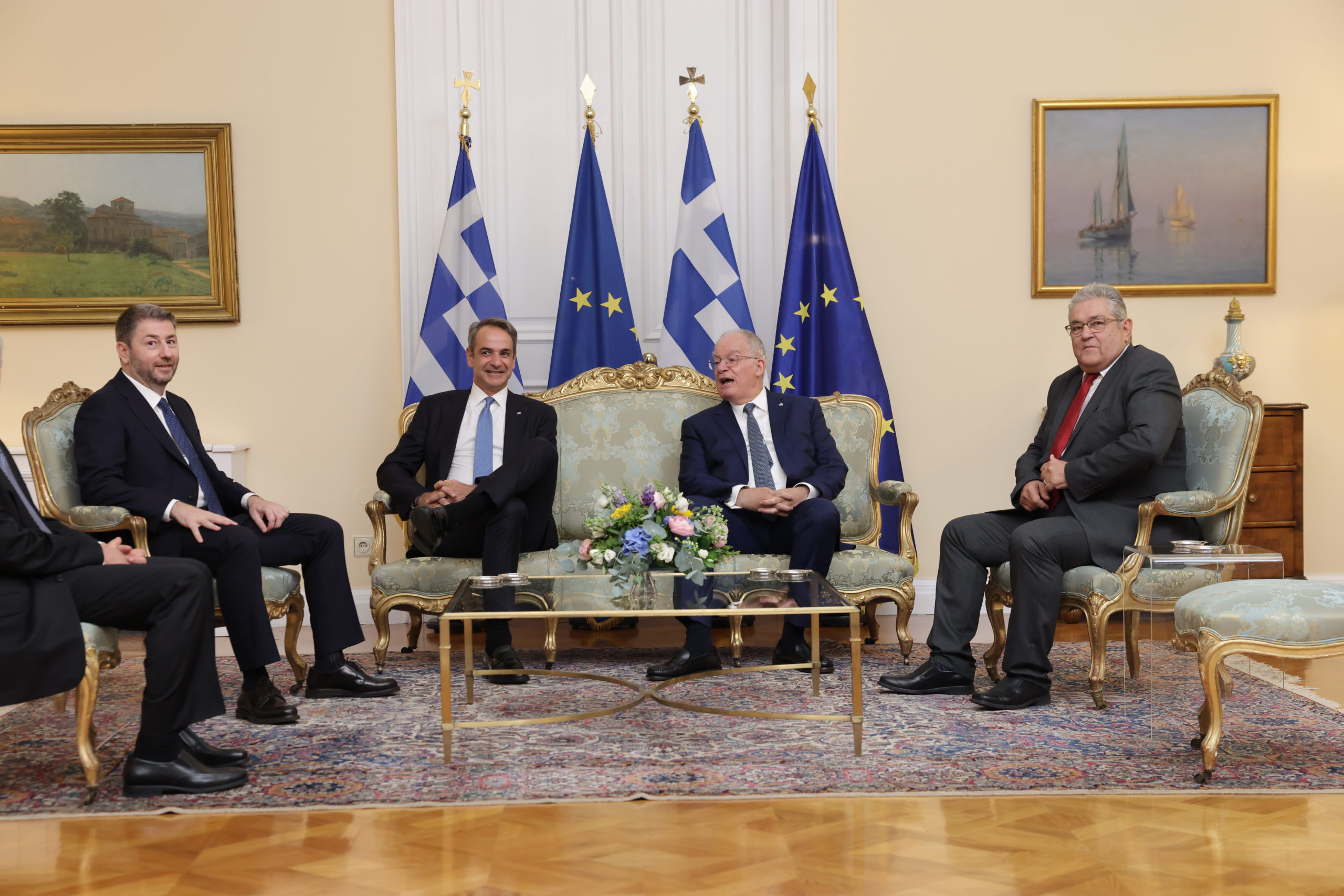 Ο Κώστας Τασούλας, ο Κυριάκος Μητσοτάκης, Ο Νίκος Ανδρουλάκης, ο Δημήτρης Κουτσούμπας και ο Βαστίλης Βιλιάρδος