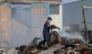 Ασπρόπυργος: Από εργασίες ηλεκτροσυγκόλλησης σε βυτιοφόρο φέρεται να ξεκίνησε η φωτιά - Δύο οι εκρήξεις στο εργοστάσιο που τυλίχθηκε στις φλόγες