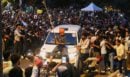 «Κατσαρίδες» εναντίον Μόντι: Ο πρωθυπουργός υπόσχεται ειδικά δικαστήρια για τις διαρροές θεμάτων στις εισαγωγικές εξετάσεις των ΑΕΙ