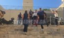Σύρος: Η στιγμή που οδηγούνται στον εισαγγελέα οι 2 κατηγορούμενοι για τη δολοφονία της 41χρονης διασώστριας - Αναπαράσταση στο σημείο του εγκλήματος